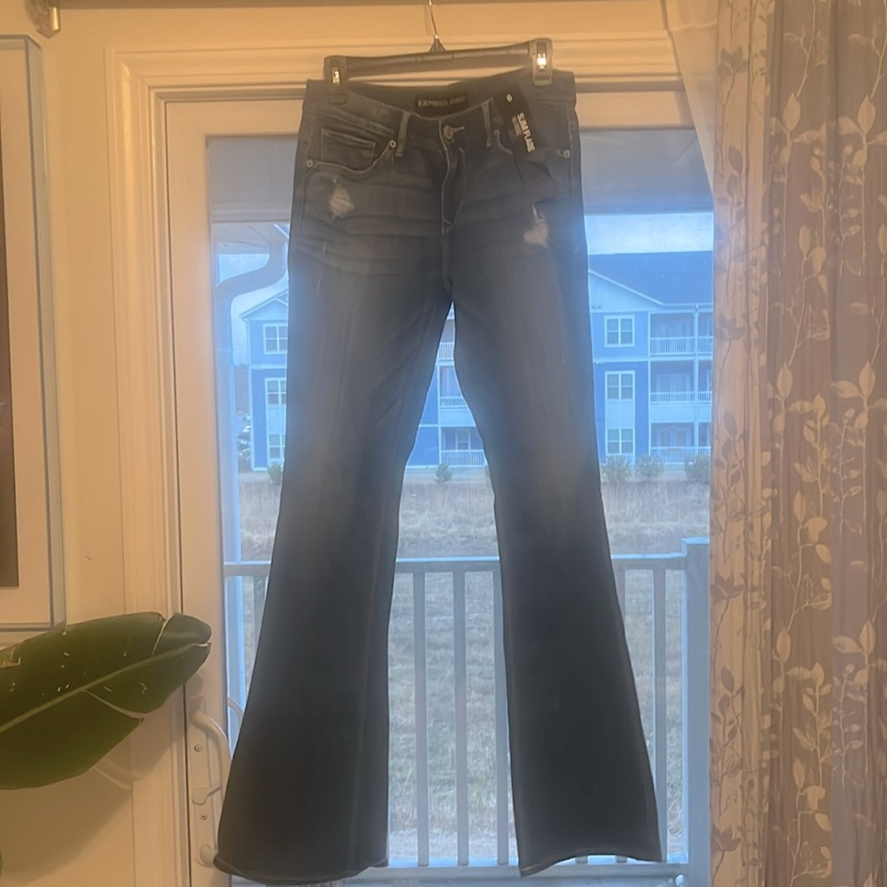 Express Flair
